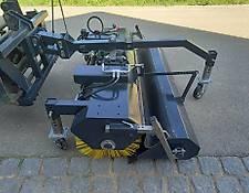 Traktor Kehrmaschine 2.30m /Euro /Dreipunkt Aufnahme,Vorführgerät Traktor Kehrmaschine 2.30m /Euro /Dreipunkt Aufnahme,Vorführgerät