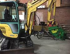 JCB Fällgreifer Energie Holz Minibagger Baumschere JCB cat Minibagger