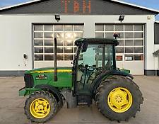 John Deere 5515F John Deere 5515F